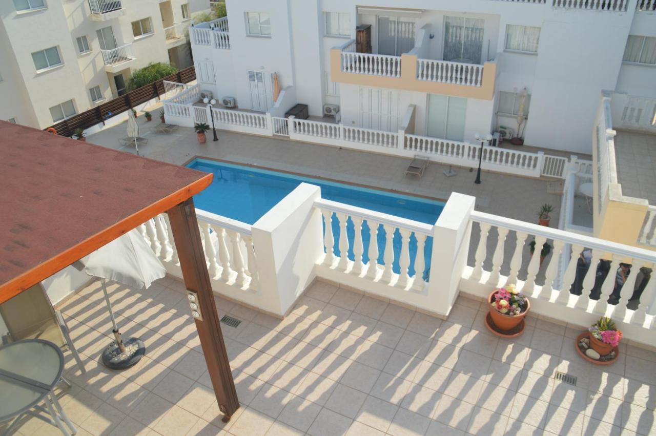 Kapparis Penthouse Apartment Paralimni Bagian luar foto